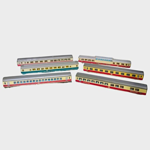 Roco passenger train - roco,