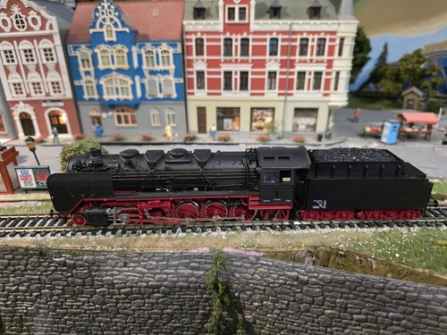 Roco steam locomotive - db,