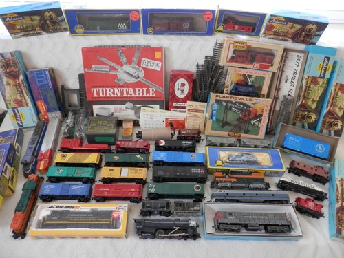 Vintage ho scale train - pc,